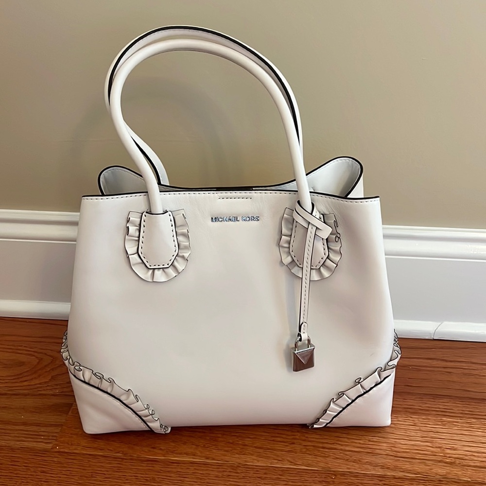 NWOT MICHAEL KORS WHITE PURSE